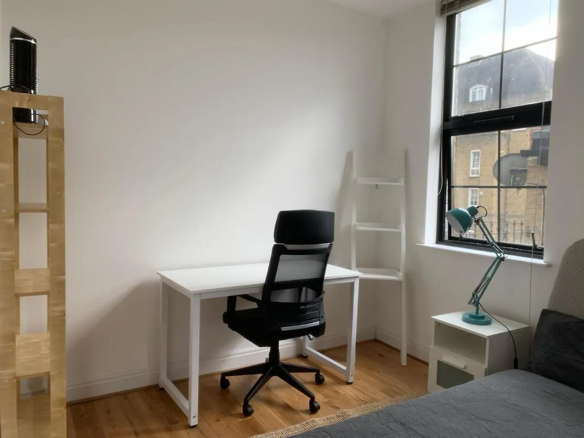Luxury 3-Bedroom Townhouse In Hackney London Lägenhet