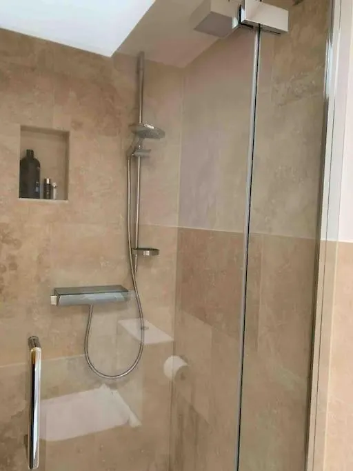 Luxury 3-Bedroom Townhouse In Hackney London United Kingdom
